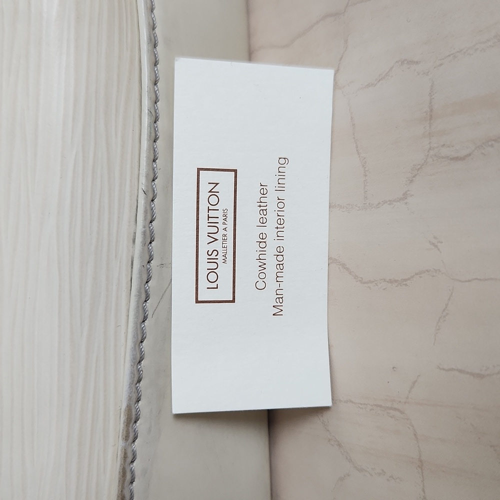 Louis Vuitton Large Noé Feedbag - Picture 4 of 7